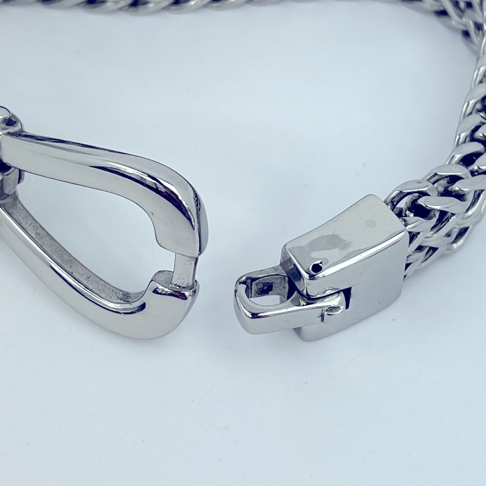 JEAN CLAUDE JEWELRY, DEL ARTE DOUBLE BRACELET, STAINLESS STEEL HORSE SHOE CLASP - Picture 7 of 9